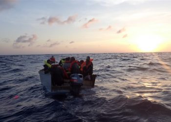 Detienen a 54 migrantes dominicanos y 9 haitianos cerca de aguas de Puerto Rico