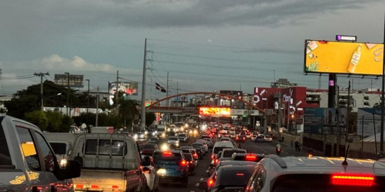 Alcaldía establece por ordenanza los límites de velocidad en el Distrito Nacional