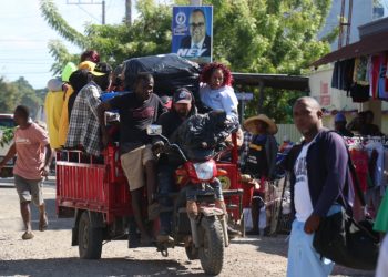 Haitianos salen de RD para pasar el nuevo año en familia y con amigos