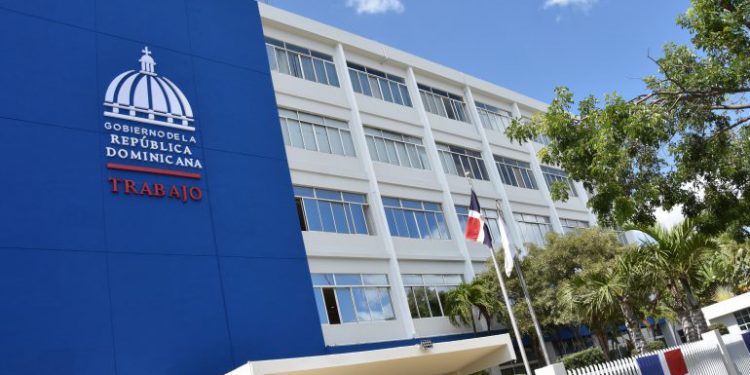 Ministerio de Trabajo invita a jornadas de empleo para Nagua y Santiago 