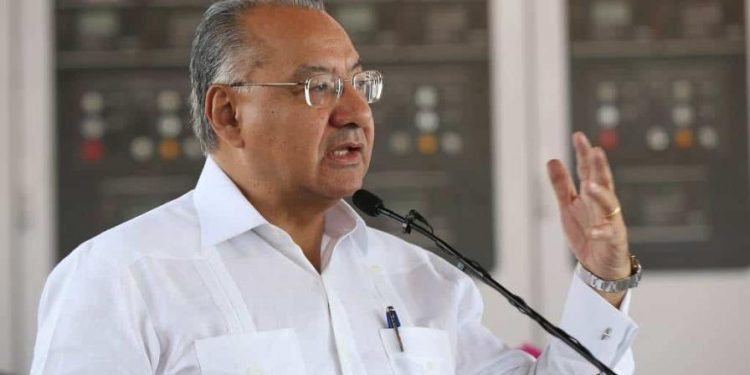 Manuel Rocha enfrentaría 60 años prisión por 15 cargos criminales