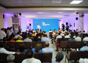 Presidente Abinader ve como "una provocación" la entrada de policías haitianos a RD