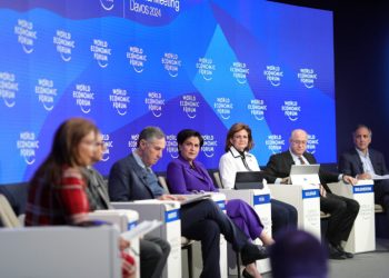 Raquel Peña defiende en Davos la transparencia del Estado dominicano