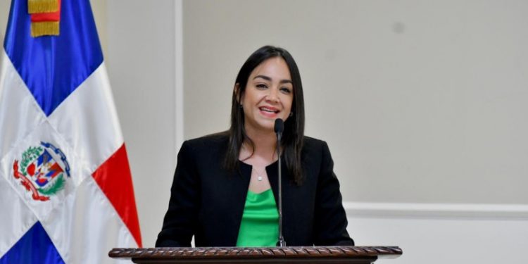 Faride Raful: En el PRM algunos me respetan y otros no