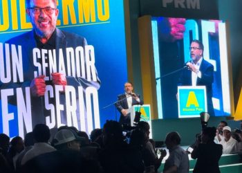 Guillermo Moreno al ser proclamado candidato a senador por DN: “Voy al Senado a legislar en serio”