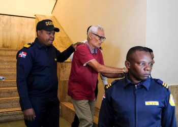 Aplazan coerción a francés por 2 muertes