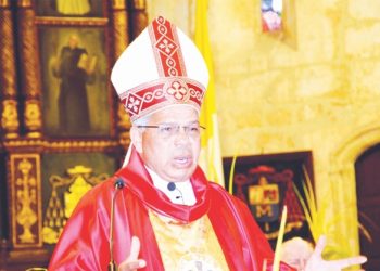 Arzobispo llama votar con conciencia política