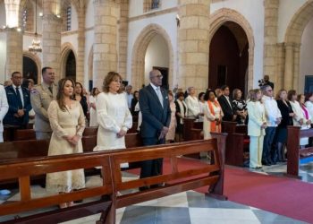 Destacan entrega, confianza, calidad y transparencia en 35 aniversarios del Plan Social