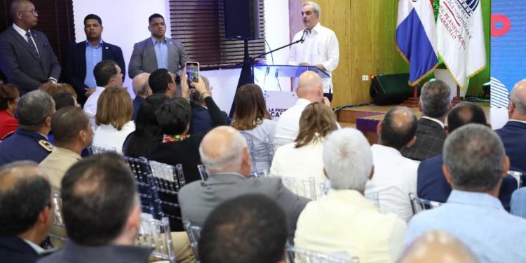 Gobierno presenta plan “La Frontera Cambia”