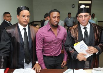 Las demandas no dejan en paz a Anthony Santos, ha tenido que enfrentar varios casos