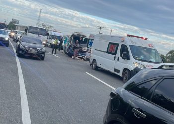 Reportan ocho heridos en accidente de tránsito en Autovía del Este