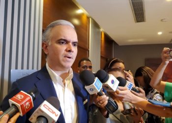 "Si se encuentran dominicanos en Haití lo mejor es que retornen", exhorta ministro de Trabajo