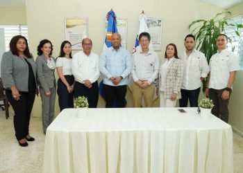 Proindustria anuncia 300 nuevos empleos para Zona Franca en San Francisco durante recorrido con embajador de Japón