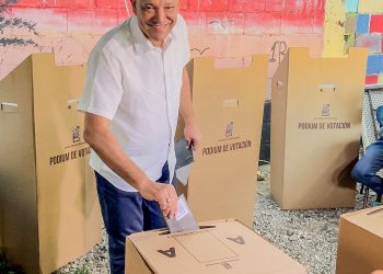 Ulises Rodríguez vota y define el proceso como un triunfo de la democracia