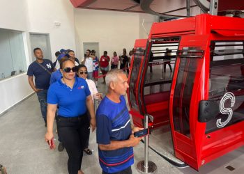 "Ya no tenemos nada que envidiarle a los capitaleños": Santiagueros prueban su teleférico