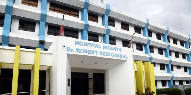 Muere Edwin de Jesús, único menor de la tragedia de Salcedo que quedaba ingresado en el Robert Reid