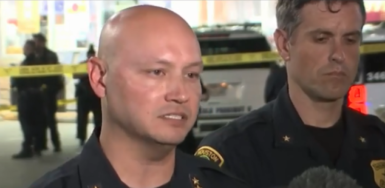 Policía de Houston busca a varios hombres sospechosos por la muerte de hijo de Alfredo Pacheco