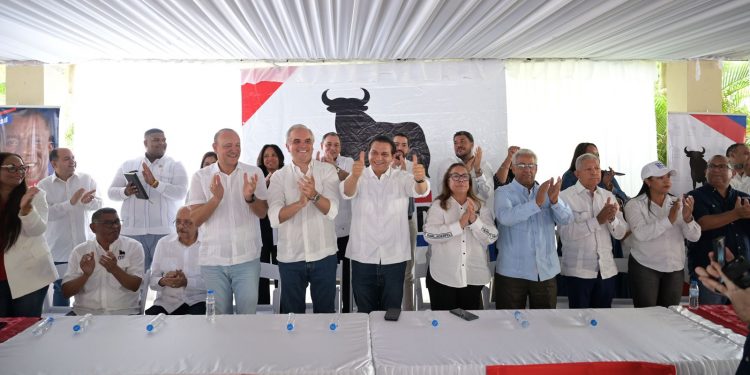 PRSD proclama a Daniel Rivera como su candidato a senador por la provincia de Santiago