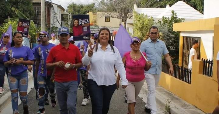 Elizabeth Rosa legislará para Contribuir con el Desarrollo de la zona sur de Santiago y todo el país.