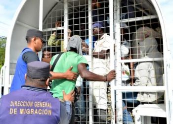 ¿Muro físico o virtual para controlar la migración?