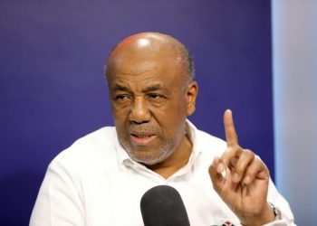 Almonte aclara manejo de las EDE no es atribución del ministro de Energía y Minas