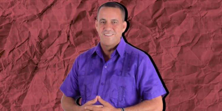 ¡Otro que se va! Renuncia del PLD actual alcalde de Maizal, Valverde