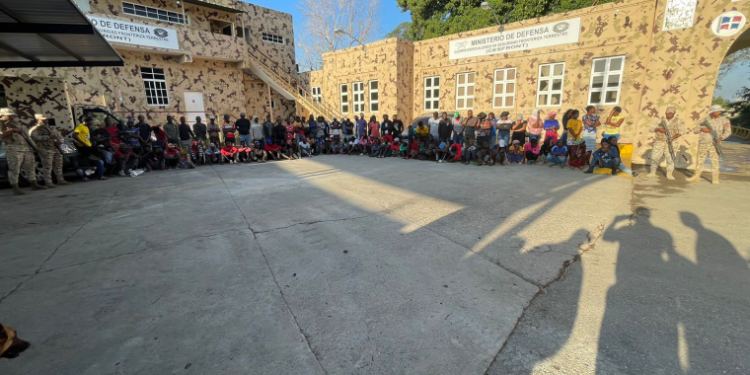 Cesfront detiene a 117 haitianos ilegales en Dajabón y Montecristi