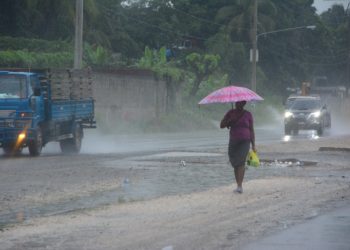 ¡No olvide su sombrilla! Se espera un fin semana lluvioso por vaguada