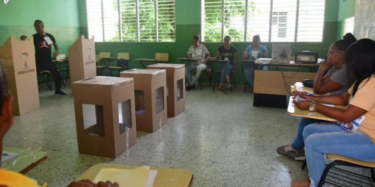 No habrá clases en centros que operen como colegios electorales ni viernes 17 ni lunes 20 de mayo