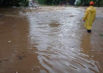 Educación autorizó suspensión de clases en zonas donde sea "imposible" impartir docencia por lluvias