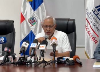 Educación dispone 8% de aumento salarial a los maestros activos