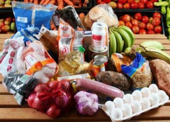 Ciudadanos mantienen esperanza en Abinader para que mejore el precio de la canasta familiar y el costo de la vida