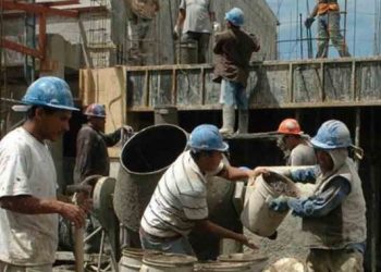 Aumentan 20% salario mínimo sector construcción dominicano