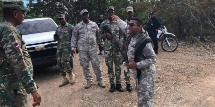 Medio Ambiente refuerza vigilancia militar en las Dunas de Baní, Peravia