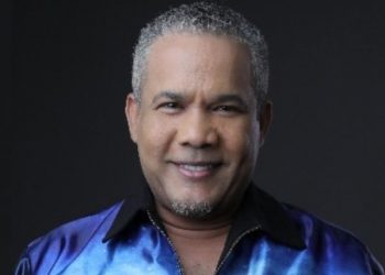 Héctor Acosta revela padece de cáncer