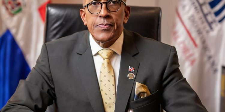 Advierte a funcionarios omisos declaración jurada: no cobrarán