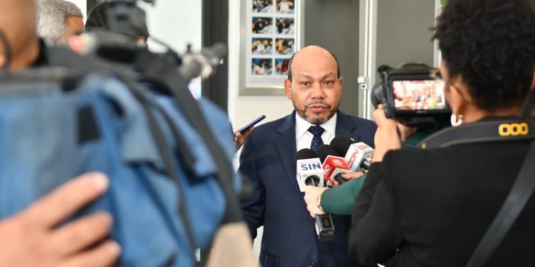 Director de la DGII dice Gobierno persigue una reforma fiscal integral del gasto y los ingresos