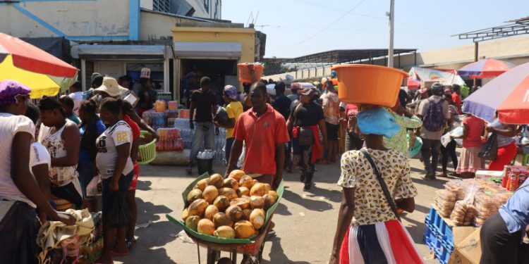 Población en algunas comunidades fronterizas es 85% haitiana