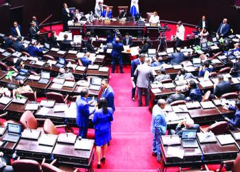 Legisladores consideran necesaria aprobación de referendo para ejecución de reformas