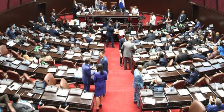 Genera debates ley que inhabilitaría a violadores sexuales