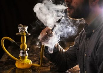 Obispo apoya prohibición de vapes y hookah en lugares públicos de Higüey