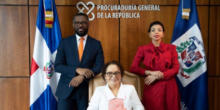 Procuraduría afirma que no interfiere labor de la prensa