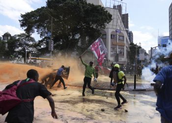 Presidente de Kenia rechaza firmar el polémico proyecto de ley que desató protestas