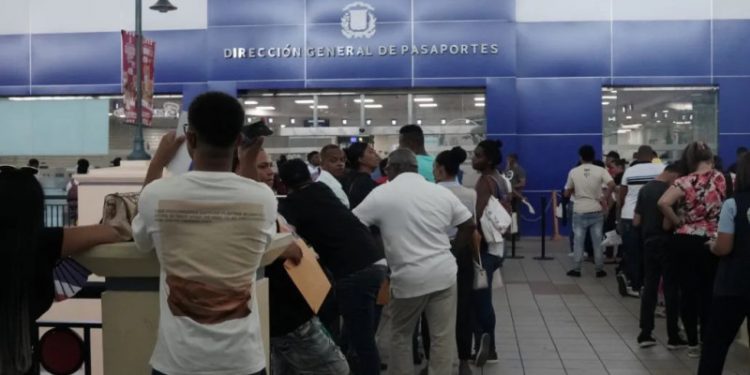 MAP advierte que un ciudadano no tiene que pagar a terceros para servicios