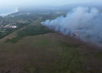 Se registran incendios en lagunas Cabarete y Goleta