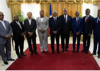 Consejo oficializa a Conille en Haití