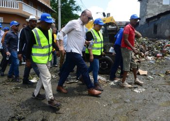 Alcalde Ulises Rodríguez inicia rescate Santiago