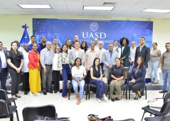 Presentan programa de maestría en Derecho Inmobiliario