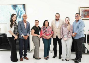 CAID Santiago recibe visita de la comisión de la Asociación de Locutores de Santiago (ALS)