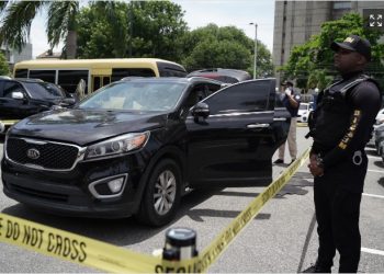 Llevan al Palacio PN yipeta utilizada en asalto al Popular; se habla de un quinto implicado